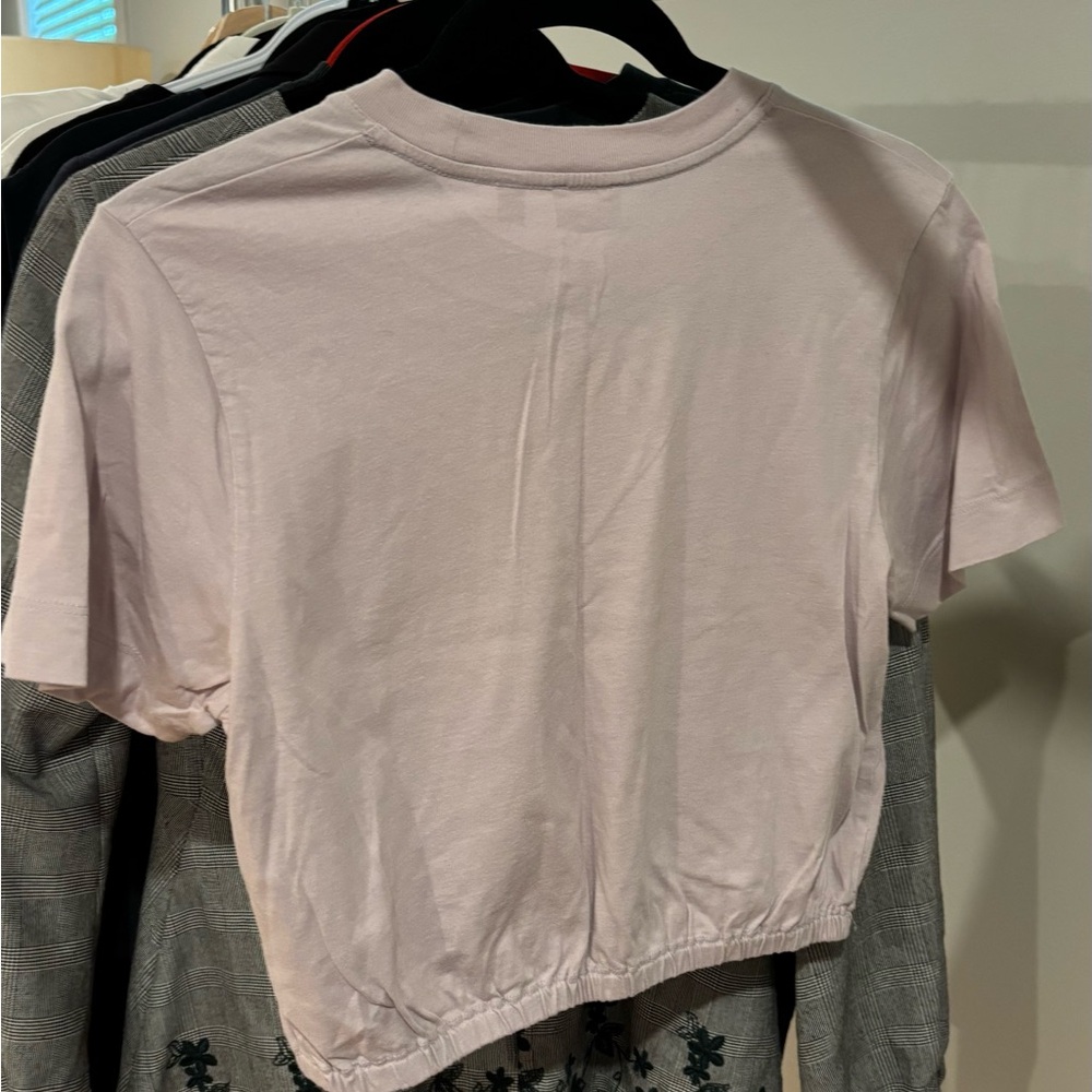 Aritzia Wilfred Purple Crop T-Shirt - Picture 2 of 2